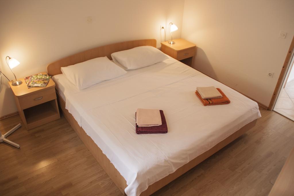 Ferienwohnung House Baglija Lumbarda Zimmer foto