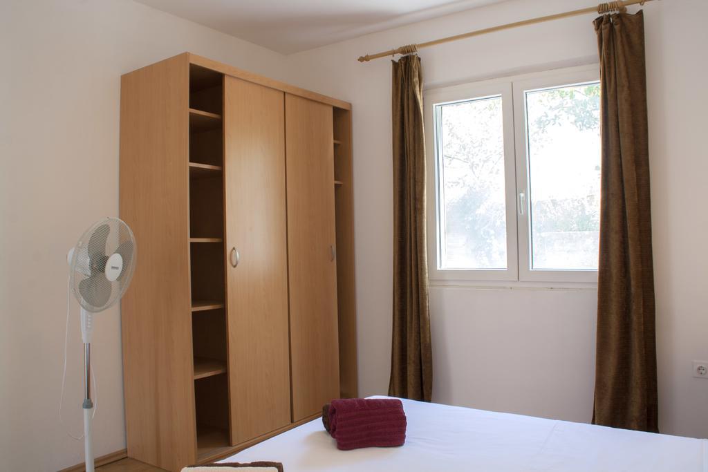 Ferienwohnung House Baglija Lumbarda Zimmer foto