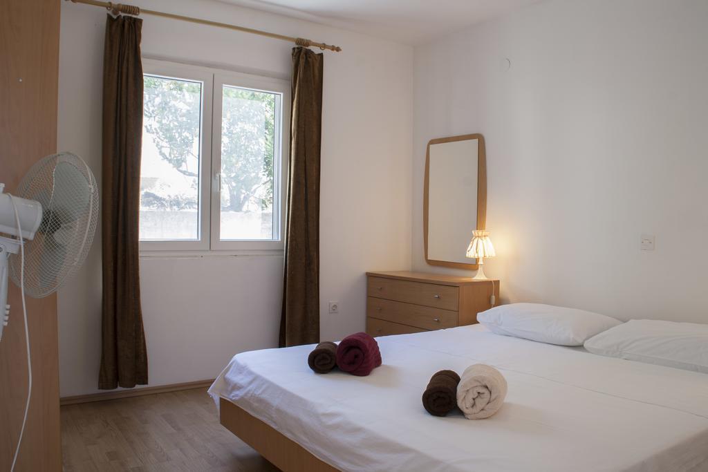 Ferienwohnung House Baglija Lumbarda Zimmer foto